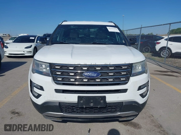 2017 Ford Explorer XLT z VIN 1FM5K8D80HGC80158, wystawiony jako IAAI lot #42223158 z przebiegiem 168 503 mil mil oraz . Historia ofert i sprzedaży dostępna na DreamBid. Obrazek 12.