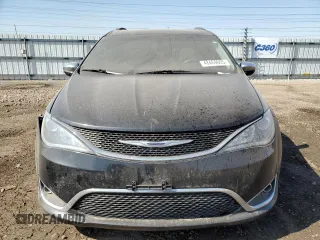 2020 Chrysler Pacifica Limited z VIN 2C4RC1GG1LR187041, wystawiony jako Copart lot #48469605 z przebiegiem 176 172 mil mil oraz Szkoda całkowita • Salvage title. Historia ofert i sprzedaży dostępna na DreamBid. Obrazek 5.