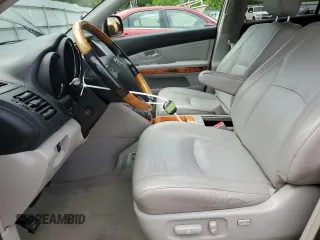 2008 Lexus RX 350 z VIN 2T2HK31U48C067570, wystawiony jako Copart lot #58711905 z przebiegiem 128 521 mil mil oraz Szkoda całkowita • Salvage title. Historia ofert i sprzedaży dostępna na DreamBid. Obrazek 7.