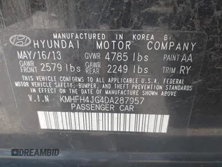 2013 Hyundai Azera with VIN KMHFH4JG4DA287957, listed as a IAAI auction lot 41763771 with 165,764 mi miles. Bid and sale history available at carsss.com. Image 9.