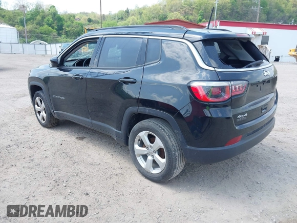 2018 Jeep Compass Latitude z VIN 3C4NJDBB3JT144056, wystawiony jako IAAI lot #42138173 z przebiegiem 45 985 mil mil oraz . Historia ofert i sprzedaży dostępna na DreamBid. Obrazek 3.