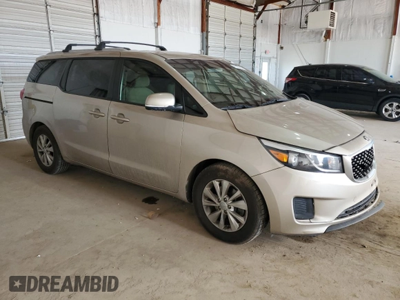 2016 Kia Sedona LX with VIN KNDMB5C13G6172544, listed as a Copart auction lot 47193565 with 101,044 mi miles and Salvage Title. Bid and sale history available at carsss.com. Image 4.