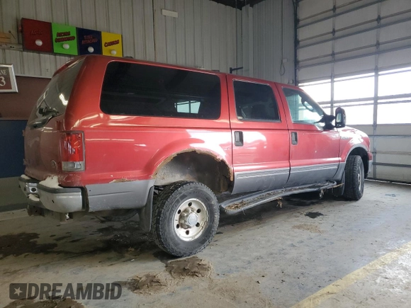 2005 Ford Excursion Special Serv with VIN 1FMSU41P95EA92439, listed as a Copart auction lot 45586135 with 379,439 mi miles and Salvage Title. Bid and sale history available at DreamBid. Image 3.