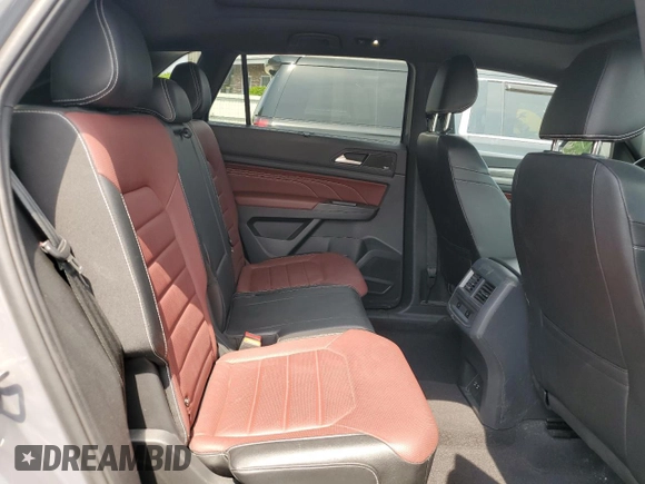 2021 Volkswagen Atlas SEL Premium R-Line with VIN 1V2FE2CA3MC206055, listed as a Copart auction lot 60788985 with 66,180 mi miles and Salvage title. Bid and sale history available at DreamBid. Image 11.
