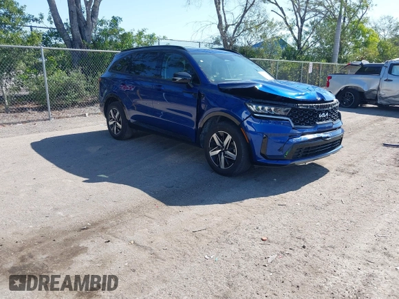 2022 Kia Sorento S with VIN 5XYRL4LC2NG138152, listed as a IAAI auction lot 42055032 with 53,298 mi miles and . Bid and sale history available at DreamBid. Image 1.