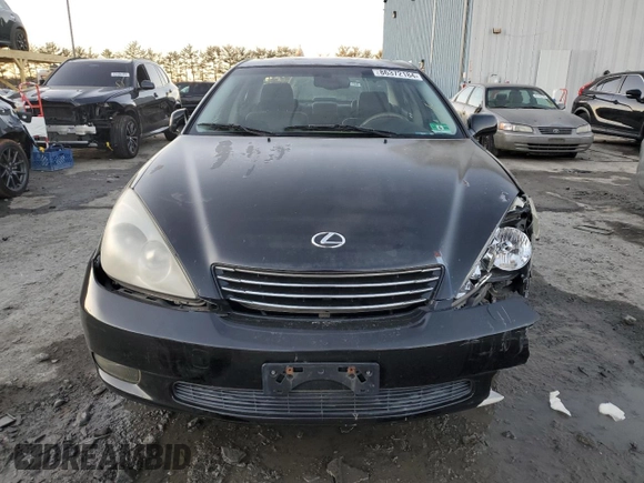 2002 Lexus ES 300 with VIN JTHBF30G820034663, listed as a Copart auction lot 86372184 with 133,837 mi miles and Salvage title. Bid and sale history available at DreamBid. Image 5.