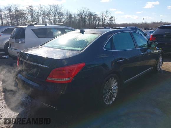 2015 Hyundai Equus Signature with VIN KMHGH4JHXFU095828, listed as a IAAI auction lot 41577881 with 173,663 mi miles and . Bid and sale history available at DreamBid. Image 4.