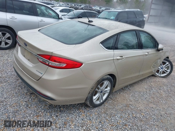 2018 Ford Fusion S z VIN 3FA6P0UU0JR157005, wystawiony jako IAAI lot #41689881 z przebiegiem Nie podano mil oraz . Historia ofert i sprzedaży dostępna na DreamBid. Obrazek 4.