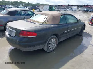 2006 Chrysler Sebring Limited с VIN 1C3EL65R96N211737, выставлен на аукционе IAAI как лот 42707346 с пробегом Не указан миль и . История ставок и продаж доступна на DreamBid. Изображение 4.