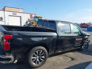 2022 Chevrolet Silverado 1500 LT with VIN 1GCPACED3NZ528434, listed as a IAAI auction lot 41102675 with 47,037 mi miles. Bid and sale history available at carsss.com. Image 14.