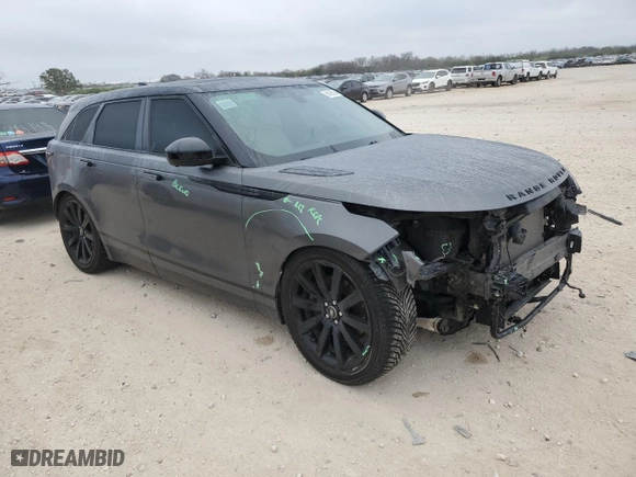 2018 Land Rover Range Rover Velar R-Dynamic HSE with VIN SALYM2RV6JA729819, listed as a Copart auction lot 84565044 with 69,012 mi miles and Salvage Title. Bid and sale history available at carsss.com. Image 4.