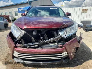 2017 Toyota Highlander LE with VIN 5TDBZRFH5HS423777, listed as a Copart auction lot 44140855 with 124,472 mi miles and Salvage title. Bid and sale history available at DreamBid. Image 5.