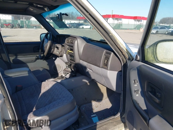 1997 Jeep Cherokee Sport with VIN 1J4FJ68S3VL551278, listed as a IAAI auction lot 41660577 with 282,264 mi miles. Bid and sale history available at carsss.com. Image 5.