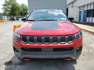 2025 Jeep Compass Trailhawk с VIN 3C4NJDDN5ST536674, выставлен на аукционе Copart как лот 65851335 с пробегом 6 520 миль миль и Чистый • Clean title. История ставок и продаж доступна на DreamBid. Изображение 5.