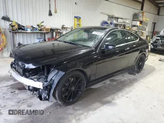 2015 Mercedes-Benz C 350 with VIN WDDGJ8JB5FG372370, listed as a Copart auction lot 73240804 with 103,540 mi miles and Salvage title. Bid and sale history available at DreamBid. Image 1.