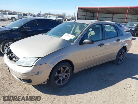 2007 Ford Focus S z VIN 1FAFP34N47W298854, wystawiony jako IAAI lot #41814627 z przebiegiem 126 781 mil mil oraz . Historia ofert i sprzedaży dostępna na DreamBid. Obrazek 18.