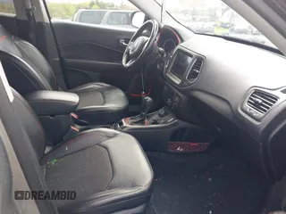 2020 Jeep Compass Trailhawk с VIN 3C4NJDDB6LT184616, выставлен на аукционе IAAI как лот 41973717 с пробегом 105 765 миль миль и . История ставок и продаж доступна на DreamBid. Изображение 5.