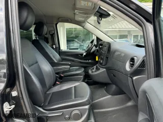 2018 Mercedes-Benz Metris Passenger Van with VIN WD4PG2EE6J3351382, listed as a Copart auction lot 87876815 with 182,634 mi miles and Clean Title. Bid and sale history available at carsss.com. Image 5.