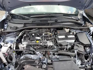2025 Toyota Corolla Cross L with VIN 7MUAAAAG4SV134423, listed as a Copart auction lot 58827045 with 2,147 mi miles and Salvage title. Bid and sale history available at DreamBid. Image 12.