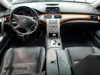 2005 Acura RL z VIN JH4KB16575C013649, wystawiony jako Copart lot #61172125 z przebiegiem 140 503 mil mil oraz Czysty tytuł • Clean title. Historia ofert i sprzedaży dostępna na DreamBid. Obrazek 8.
