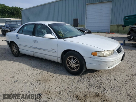 2000 Buick Regal LS with VIN 2G4WB55K1Y1212493, listed as a Copart auction lot 68513664 with 0 mi miles and Salvage Title. Bid and sale history available at carsss.com. Image 4.