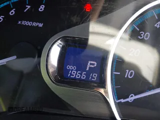 2014 Toyota Sienna XLE with VIN 5TDYK3DC2ES492554, listed as a IAAI auction lot 41685109 with 196,619 mi miles and . Bid and sale history available at DreamBid. Image 15.