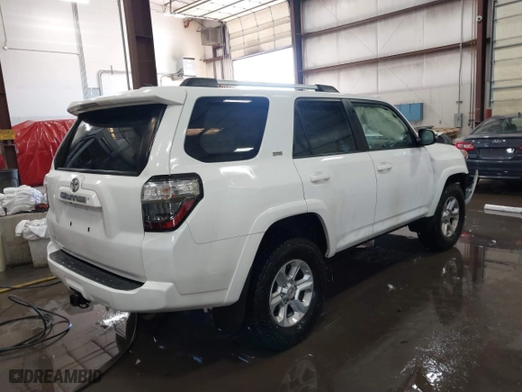 2019 Toyota 4Runner SR5 with VIN JTEBU5JR0K5693273, listed as a IAAI auction lot 41882761 with 54,503 mi miles. Bid and sale history available at carsss.com. Image 4.