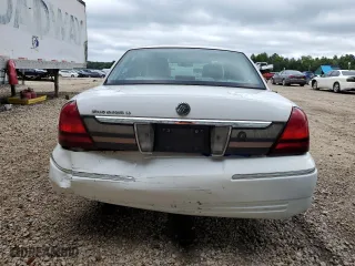 2011 Mercury Grand Marquis LS with VIN 2MEBM7FV5BX606938, listed as a Copart auction lot 68364374 with 75,898 mi miles and Salvage Title. Bid and sale history available at carsss.com. Image 6.