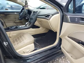 2016 Ford Fusion SE with VIN 3FA6P0H76GR254125, listed as a IAAI auction lot 42522625 with 276,982 mi miles and . Bid and sale history available at DreamBid. Image 5.