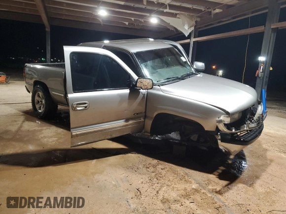 2000 Chevrolet Silverado 1500 with VIN 2GCEC19V4Y1262640, listed as a Copart auction lot 85841844 with 0 mi miles and Non Repairable. Bid and sale history available at carsss.com. Image 4.