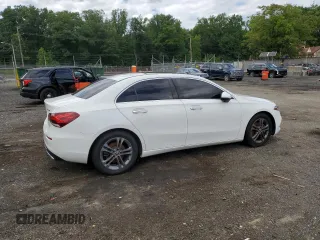 2020 Mercedes-Benz A 220 z VIN W1K3G4FB3LJ214722, wystawiony jako Copart lot #58351985 z przebiegiem 57 148 mil mil oraz Tytuł czysty. Historia ofert i sprzedaży dostępna na DreamBid. Obrazek 3.