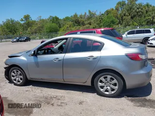 2013 Mazda 3 i SV with VIN JM1BL1TF4D1844581, listed as a IAAI auction lot 41996353 with 172,531 mi miles and . Bid and sale history available at DreamBid. Image 15.