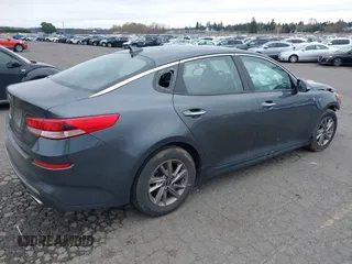 2020 Kia Optima SE z VIN 5XXGT4L35LG423369, wystawiony jako IAAI lot #41724608 z przebiegiem 91 464 mil mil oraz . Historia ofert i sprzedaży dostępna na DreamBid. Obrazek 4.