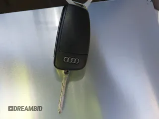 2008 Audi Q7 Premium with VIN WA1BY74LX8D001511, listed as a IAAI auction lot 42561490 with 103,264 mi miles and . Bid and sale history available at DreamBid. Image 11.