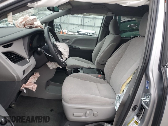 2017 Toyota Sienna LE with VIN 5TDJZ3DC5HS187003, listed as a Copart auction lot 84182284 with 85,045 mi miles and Salvage Title. Bid and sale history available at carsss.com. Image 7.