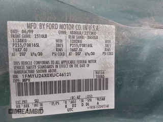 1999 Ford Explorer Sport z VIN 1FMYU24X0XUC46121, wystawiony jako IAAI lot #42351681 z przebiegiem 204 345 mil mil oraz . Historia ofert i sprzedaży dostępna na DreamBid. Obrazek 9.