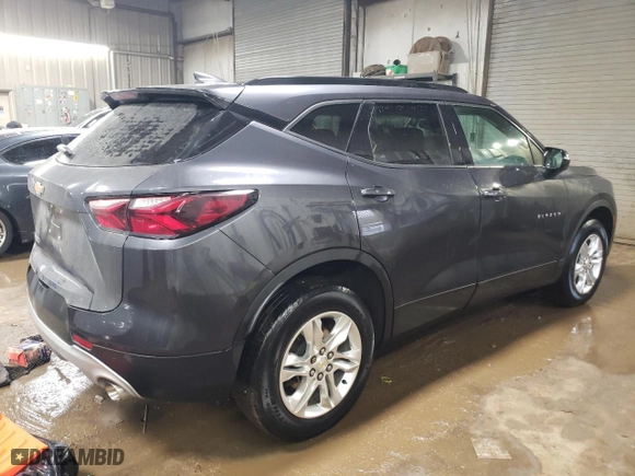 2021 Chevrolet Blazer LT with VIN 3GNKBBRAXMS512008, listed as a Copart auction lot 47447975 with 33,492 mi miles and Salvage Title. Bid and sale history available at carsss.com. Image 3.