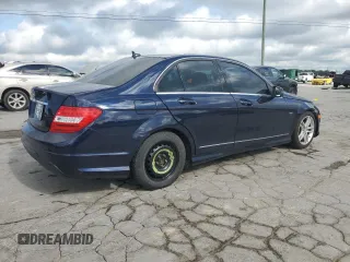 2012 Mercedes-Benz C 250 Sport z VIN WDDGF4HB8CR213861, wystawiony jako Copart lot #56090855 z przebiegiem 120 685 mil mil oraz Szkoda całkowita • Salvage title. Historia ofert i sprzedaży dostępna na DreamBid. Obrazek 3.