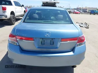 2011 Honda Accord LX z VIN 1HGCP2F33BA024538, wystawiony jako IAAI lot #42267599 z przebiegiem 142 787 mil mil oraz . Historia ofert i sprzedaży dostępna na DreamBid. Obrazek 16.