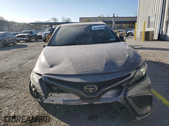 2023 Toyota Camry SE with VIN 4T1S11AK8PU808526, listed as a Copart auction lot 42119125 with 31,704 mi miles and Salvage Title. Bid and sale history available at DreamBid. Image 5.