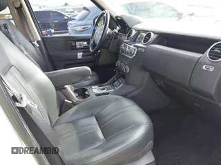 2015 Land Rover LR4 HSE with VIN SALAG2V60FA771644, listed as a IAAI auction lot 42364705 with 126,533 mi miles and . Bid and sale history available at DreamBid. Image 5.