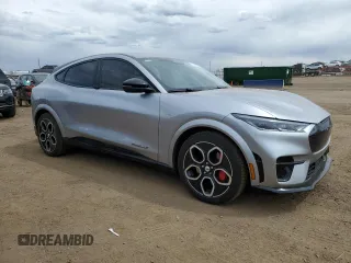 2021 Ford Mustang Mach-E GT z VIN 3FMTK4SE0MME00601, wystawiony jako Copart lot #57662585 z przebiegiem 40 785 mil mil oraz Szkoda całkowita • Salvage title. Historia ofert i sprzedaży dostępna na DreamBid. Obrazek 4.