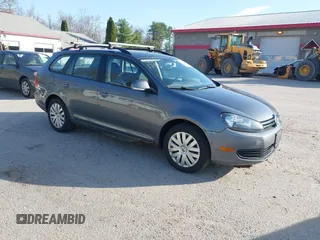 2010 Volkswagen Jetta SportWagen S with VIN 3VWKZ7AJ0AM667497, listed as a IAAI auction lot 42151709 with 109,119 mi miles. Bid and sale history available at carsss.com. Image 1.