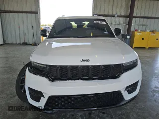 2024 Jeep Grand Cherokee Altitude with VIN 1C4RJGAG9R8546562, listed as a Copart auction lot 79748194 with 15,411 mi miles and Clean title. Bid and sale history available at DreamBid. Image 5.