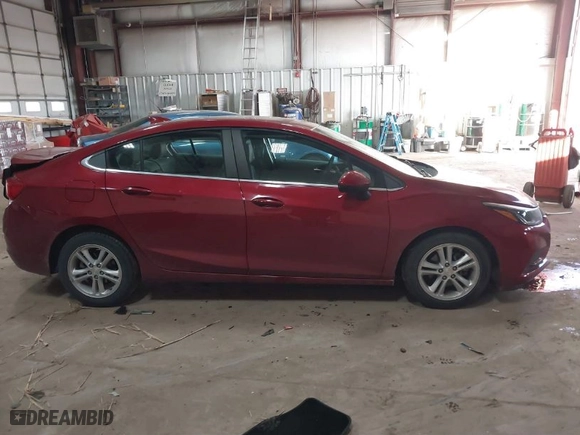 2018 Chevrolet Cruze LT with VIN 1G1BE5SM8J7103790, listed as a IAAI auction lot 41387484 with NaN miles. Bid and sale history available at carsss.com. Image 13.