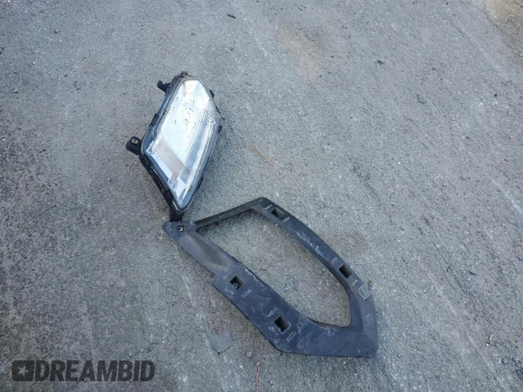 2016 Chevrolet Equinox LT z VIN 2GNALCEK8G1156252, wystawiony jako Copart lot #76864894 z przebiegiem 91 595 mil mil oraz Szkoda całkowita • Salvage title. Historia ofert i sprzedaży dostępna na DreamBid. Obrazek 13.