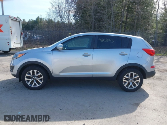 2016 Kia Sportage LX with VIN KNDPBCAC8G7879297, listed as a IAAI auction lot 42171143 with 132,753 mi miles and . Bid and sale history available at carsss.com. Image 14.