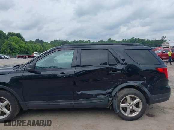 2018 Ford Explorer with VIN 1FM5K7B8XJGB03345, listed as a IAAI auction lot 42420992 with 215,000 mi miles and . Bid and sale history available at DreamBid. Image 6.