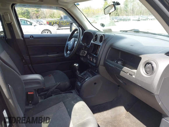 2014 Jeep Patriot Sport with VIN 1C4NJRBB1ED811019, listed as a IAAI auction lot 42181813 with 124,837 mi miles and . Bid and sale history available at DreamBid. Image 5.