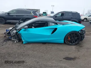 2023 McLaren Artura z VIN SBM16AEA2PW001787, wystawiony jako IAAI lot #41842771 z przebiegiem 2352 mil mil oraz . Historia ofert i sprzedaży dostępna na DreamBid. Obrazek 13.